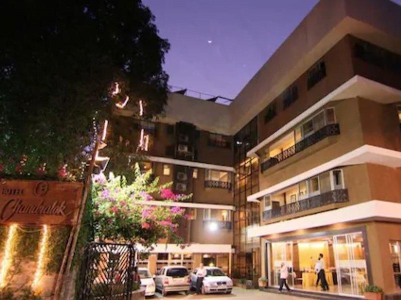 Hotel Chandralok Lonavala Kültér fotó